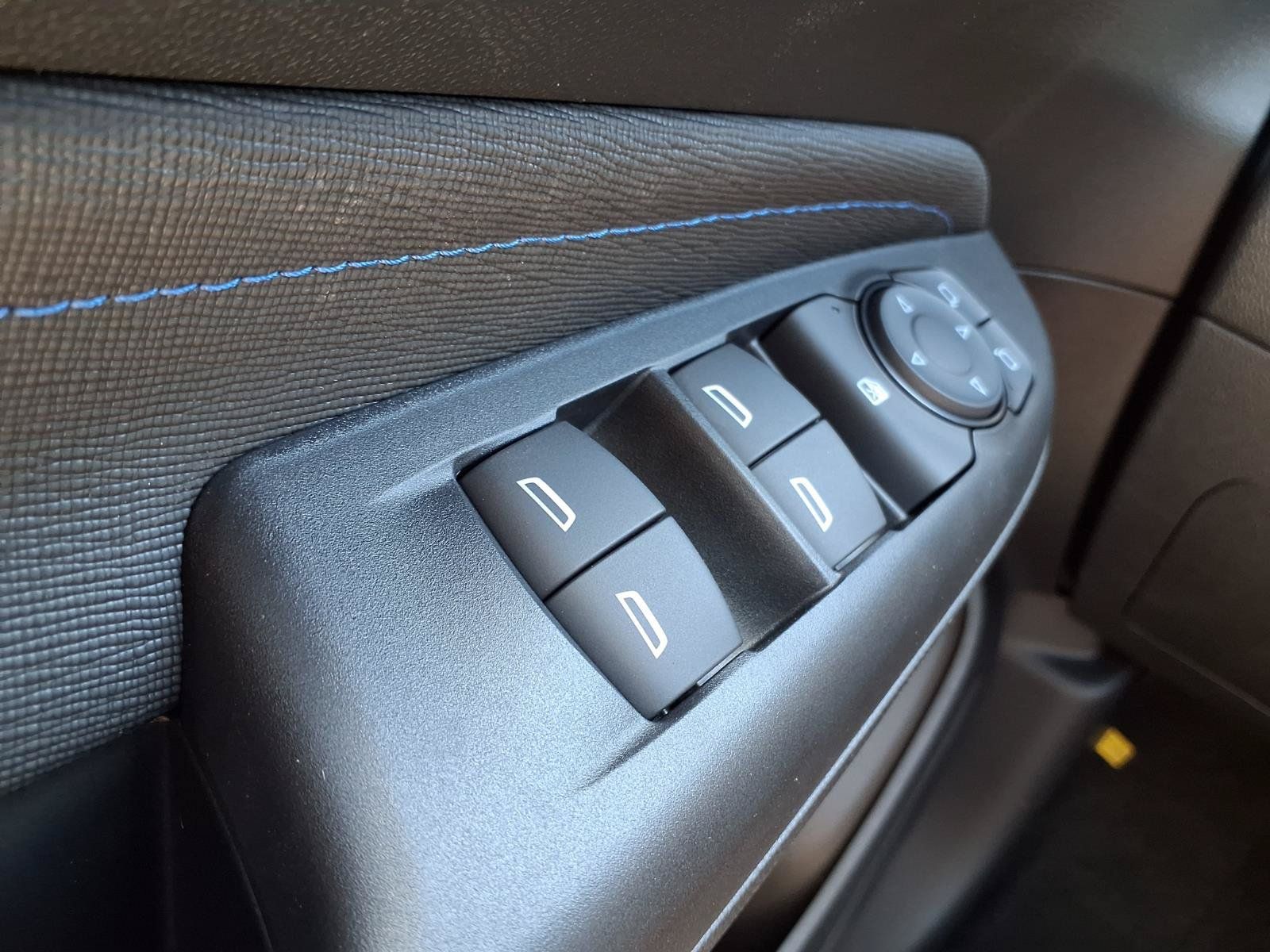 New 2026 Buick Envista Sport Touring w/ Convenience I Package FWD image 11