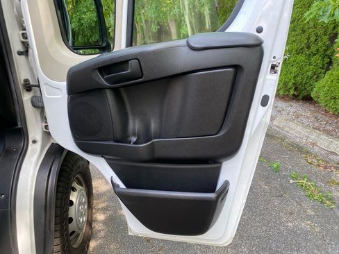 Used 2021 RAM ProMaster 1500 w/ Convenience Group FWD image 21