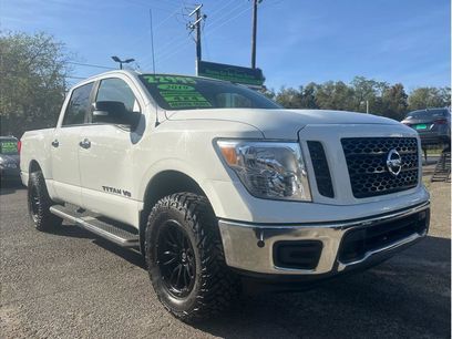 Used 2019 Nissan Titan SV w/ SV Convenience Package