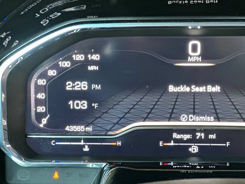 Certified 2025 GMC Sierra 1500 SLT RWD image 26