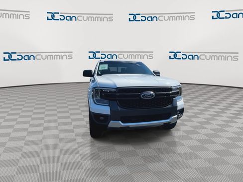 Used 2025 Ford Ranger XLT w/ FX4 Off-Road Package AWD/4WD image 3