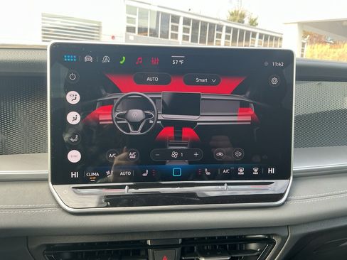 New 2026 Volkswagen Tiguan SE R-Line image 18