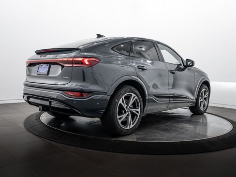 New 2027 Audi Q6 e-tron Premium Plus AWD/4WD image 4