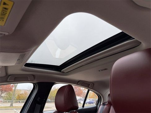 Used 2025 MAZDA MAZDA3 s image 24