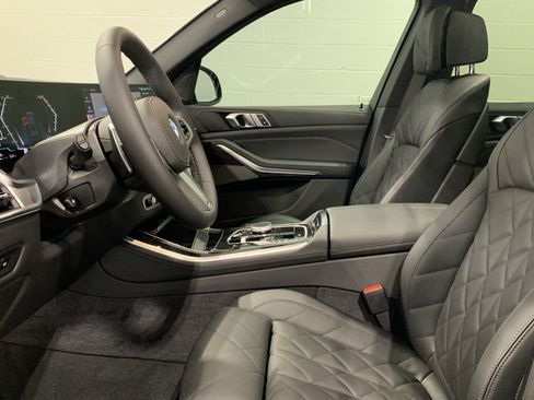 Used 2026 BMW X5 sDrive40i w/ M Sport Package RWD image 12