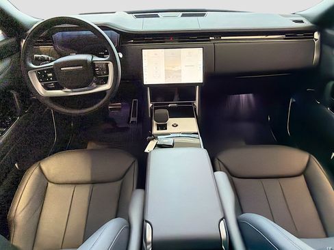 New 2026 Land Rover Range Rover Long Wheelbase Autobiography AWD/4WD image 13