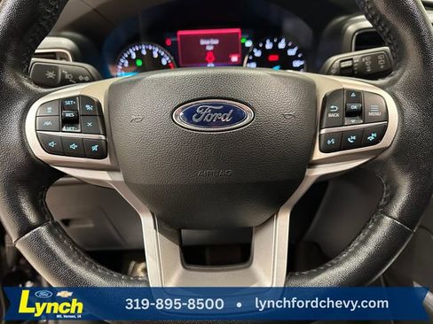 Used 2022 Ford Explorer XLT w/ Equipment Group 202A image 10