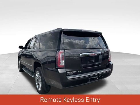 Used 2018 GMC Yukon XL Denali w/ Open Road Package AWD/4WD image 7