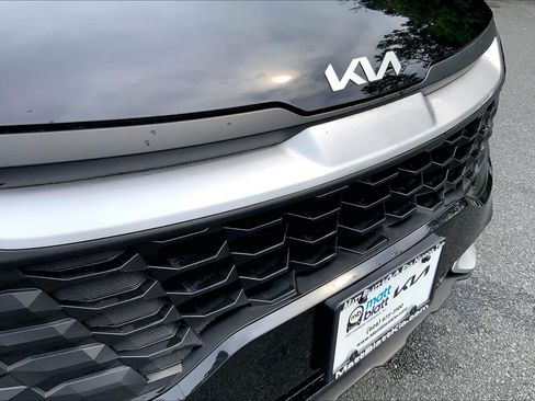 Used 2023 Kia Sportage LX AWD/4WD image 32