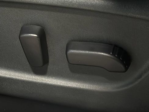 Used 2016 Nissan Rogue SL AWD/4WD image 13
