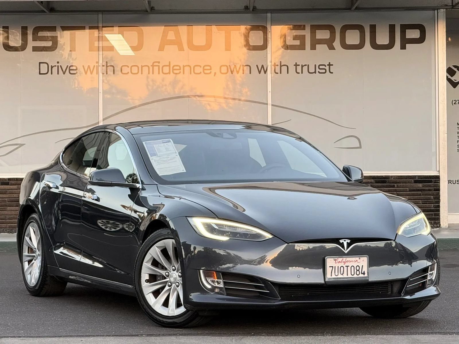 Used 2016 Tesla Model S 75 RWD image 3