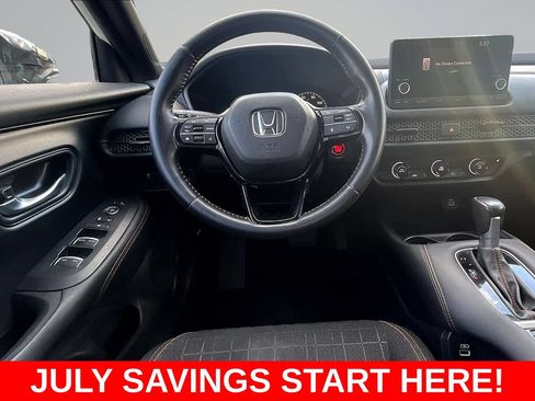 Used 2023 Honda HR-V Sport image 9