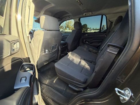 Used 2019 GMC Yukon SLE w/ SLE Value Package image 8