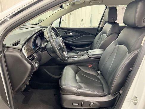 Used 2020 Buick Envision Essence image 19