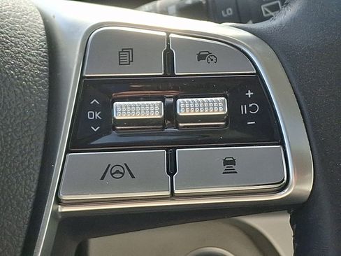 Used 2023 Kia Telluride EX w/ EX Captain's Chair Package FWD image 26