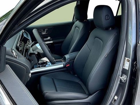 New 2026 Mercedes-Benz GLA 250 4MATIC image 12