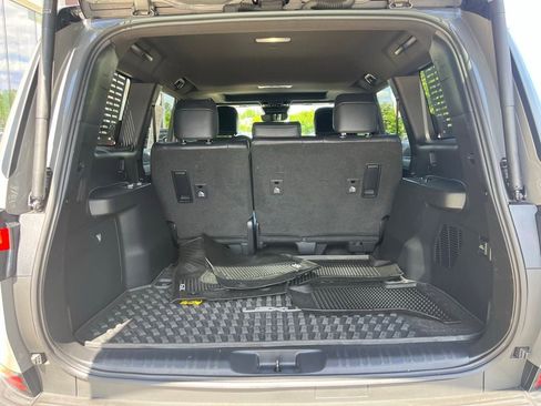 Used 2024 Lexus GX 550 AWD/4WD image 12