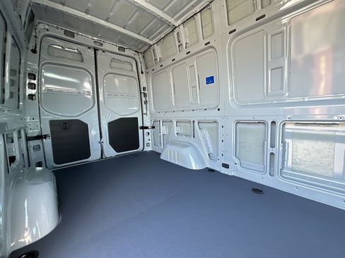 Used 2026 Mercedes-Benz Sprinter 2500 image 16