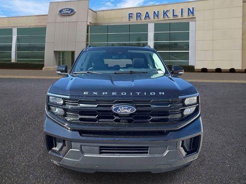New 2026 Ford Expedition Max Active RWD image 2
