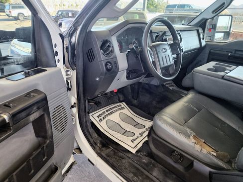 Used 2012 Ford F450 XL w/ PWR Equipment Group image 16