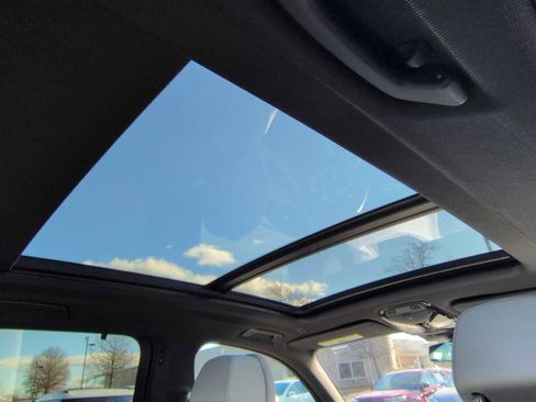 Used 2023 BMW X5 xDrive40i w/ M Sport Package image 23