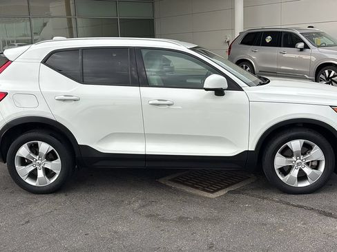 Used 2020 Volvo XC40 T5 Momentum AWD/4WD image 26