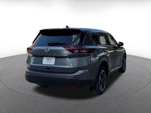 Used 2025 Nissan Rogue SV AWD/4WD image 14
