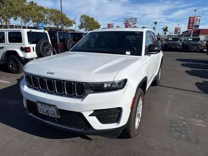Used 2025 Jeep Grand Cherokee Laredo X