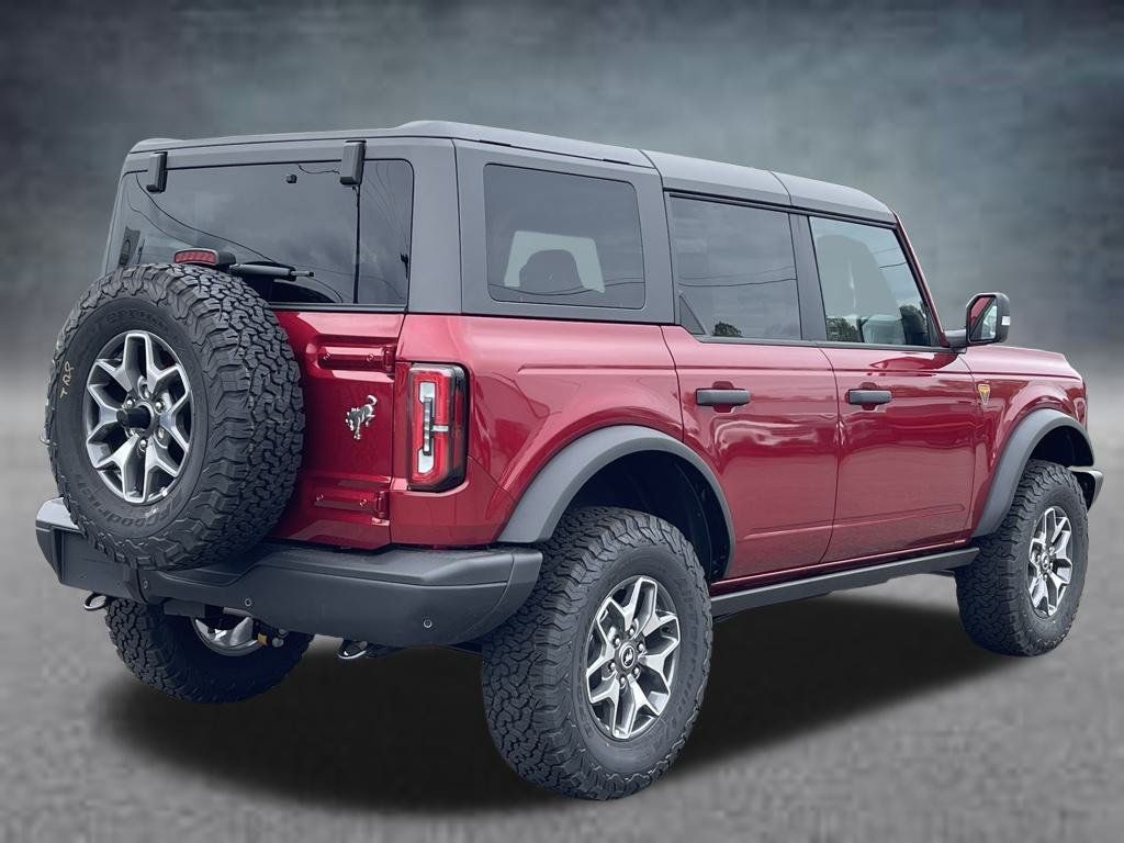 New 2025 Ford Bronco Badlands AWD/4WD image 3