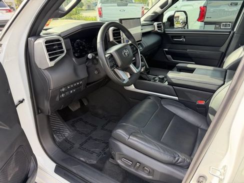Used 2025 Toyota Sequoia Platinum AWD/4WD image 11