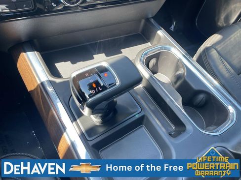 Used 2026 Chevrolet Silverado 1500 High Country w/ High Country Premium Package AWD/4WD image 17