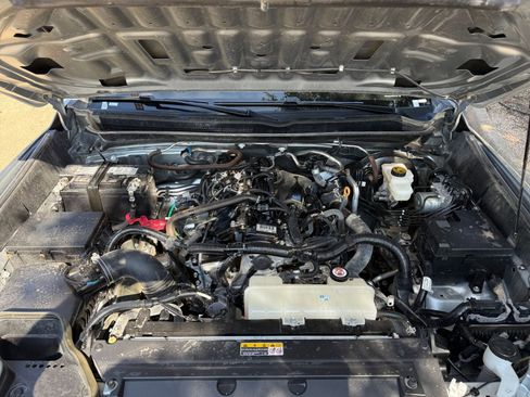 Used 2024 Toyota Tacoma TRD Off-Road image 32