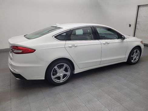Used 2019 Ford Fusion SEL FWD image 10