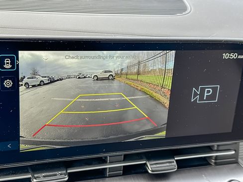 Used 2024 Hyundai Kona SEL image 19