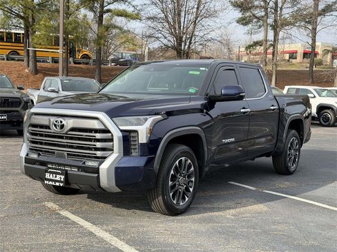 Used 2023 Toyota Tundra Limited w/ Power Package image 23