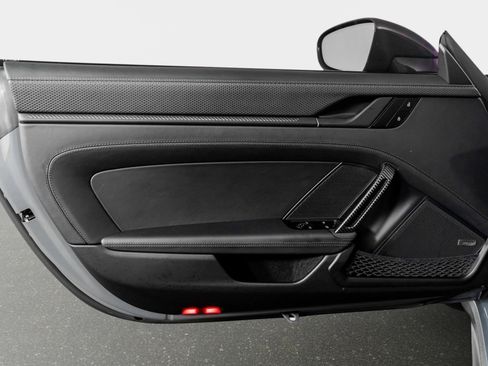 Used 2026 Porsche 911 GT3 w/ Lightweight Package In Black image 49