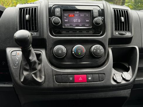 Used 2020 RAM ProMaster 2500 FWD image 10