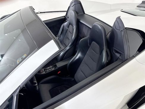 Used 2014 McLaren MP4-12C Spider RWD image 14