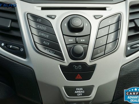Used 2011 Ford Fiesta SE FWD image 28