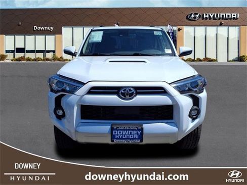 Used 2024 Toyota 4Runner TRD Off-Road image 2