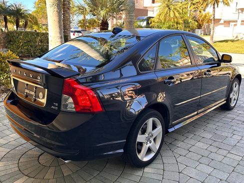 Used 2009 Volvo S40 T5 R-Design image 28
