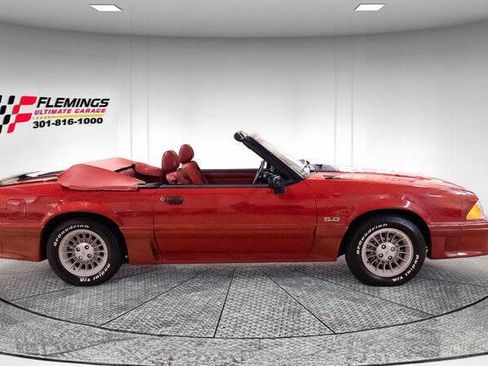 Used 1989 Ford Mustang GT RWD image 6