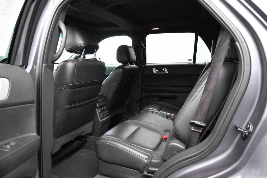 Used 2013 Ford Explorer Limited AWD/4WD image 23