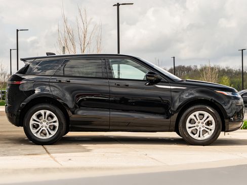 Used 2020 Land Rover Range Rover Evoque S image 3