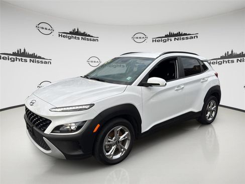 Used 2023 Hyundai Kona SEL w/ Cargo Package image 4