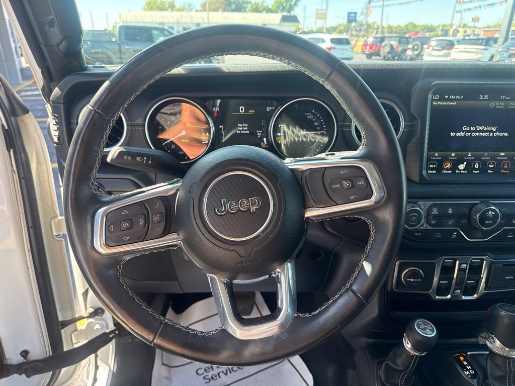 Used 2023 Jeep Wrangler Unlimited Sahara w/ Cold Weather Group AWD/4WD image 16