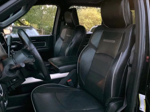 Used 2019 RAM 2500 Laramie image 7