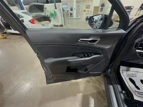 Used 2023 Kia Sportage X-Line w/ X-Line Premium Package image 11