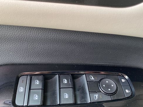 Certified 2023 Nissan Pathfinder SL w/ SL Premium Package AWD/4WD image 26