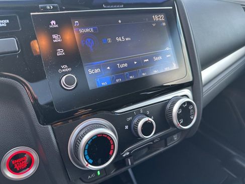 Used 2019 Honda Fit EX image 9
